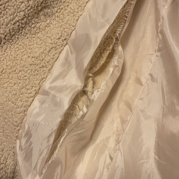 Shacket - Picture 3 of 3